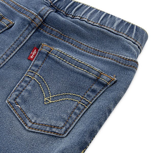 Levi’s Slim Fit Jeans