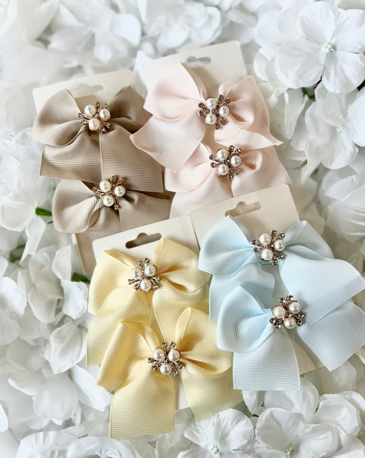 Pearl Hair Bow Clip