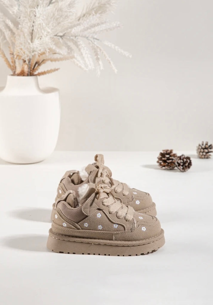 Daisy Trainers