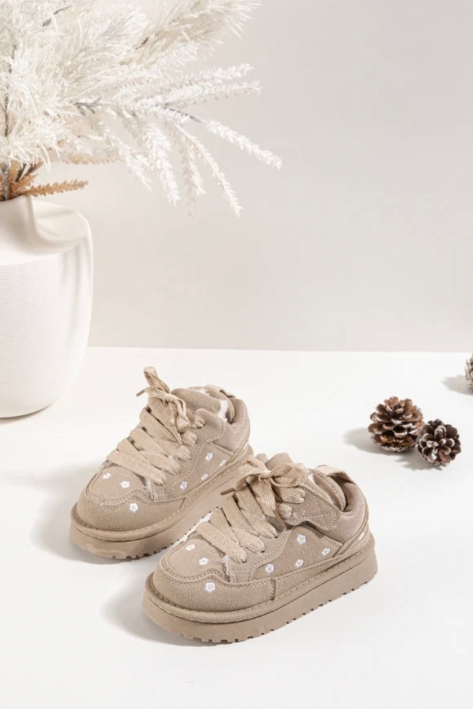 Daisy Trainers
