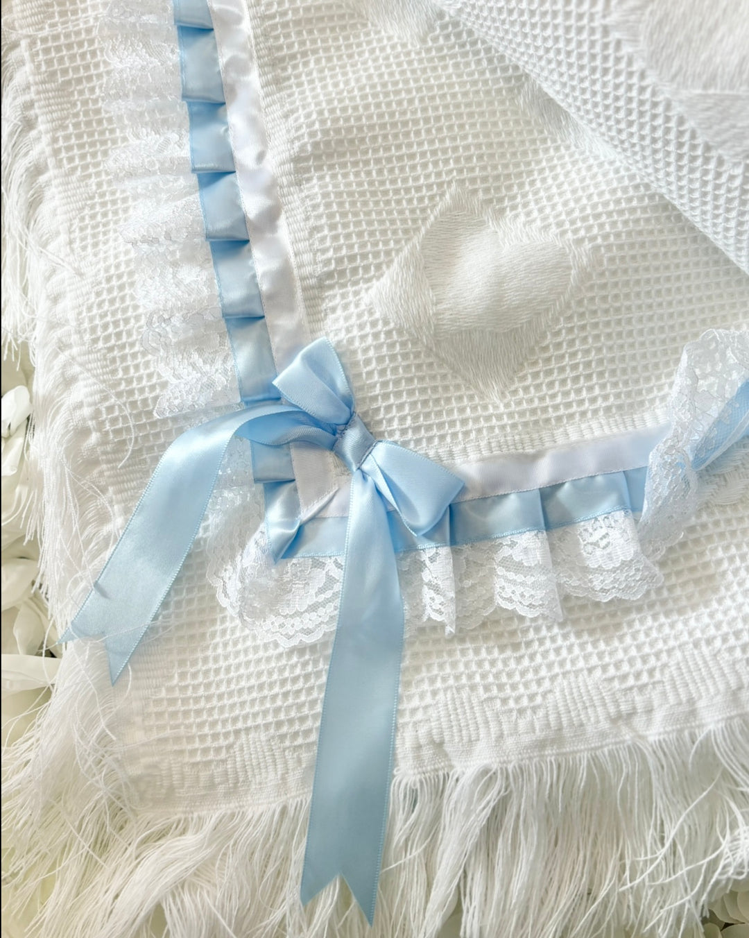 White & Blue Mouse Shawl