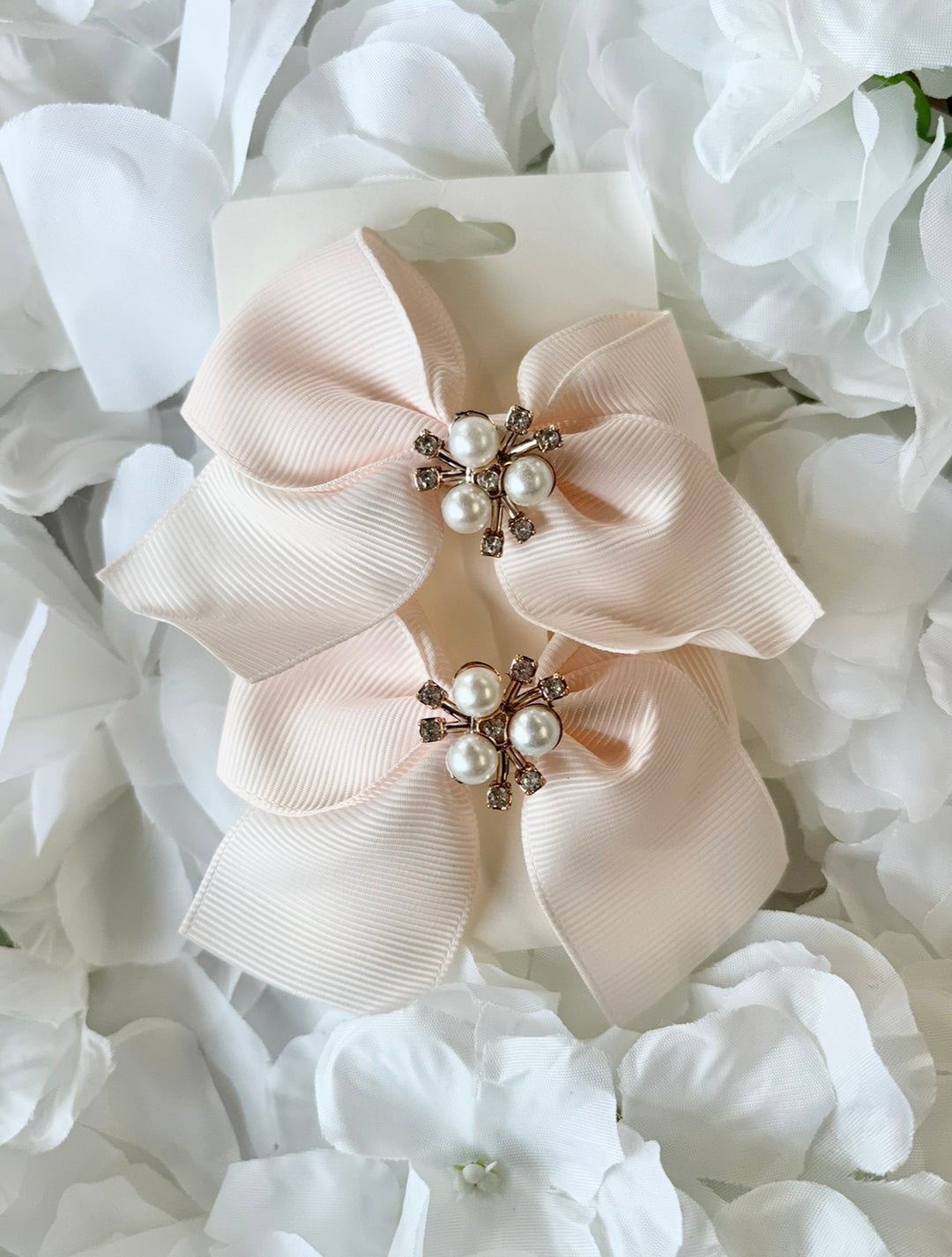 Pearl Hair Bow Clip