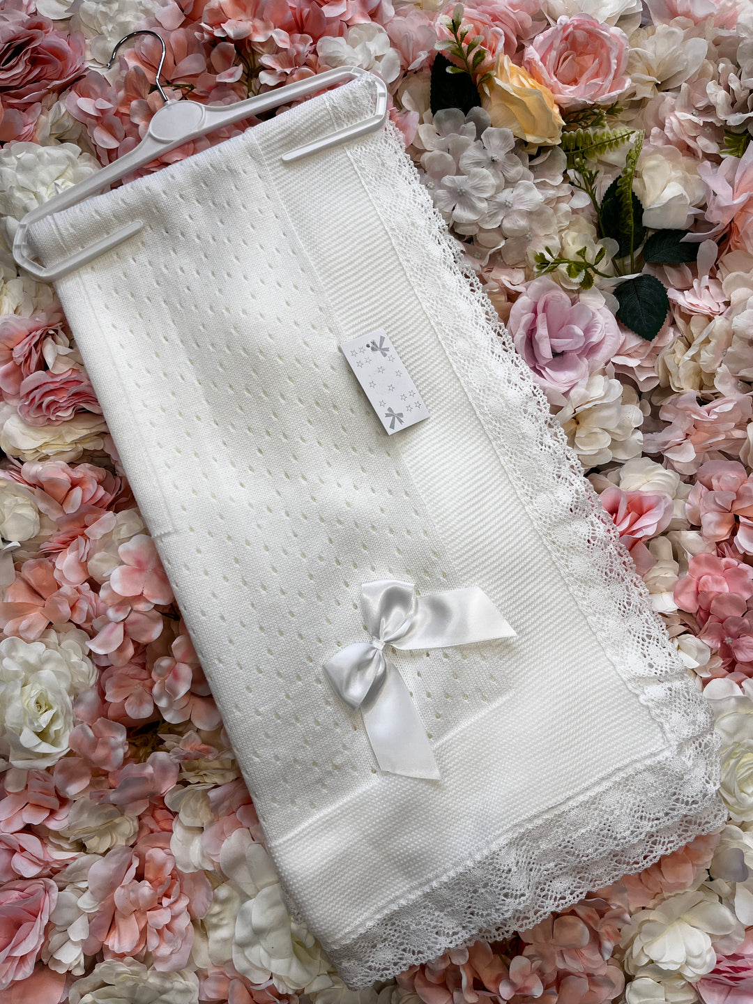 White lace bow shawl