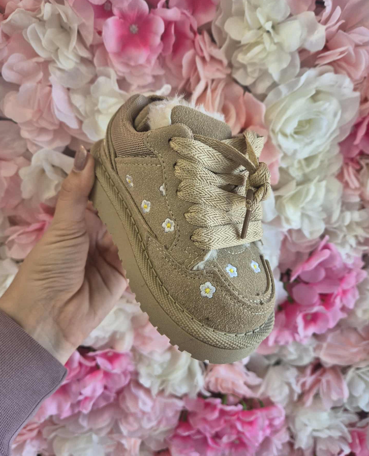Daisy Trainers